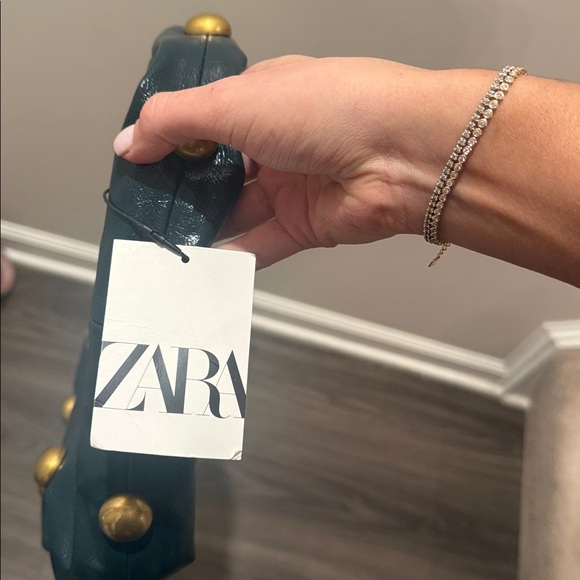 Zara Purse - Picture 5 of 5
